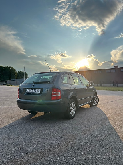 Skoda Fabia 3 of 5