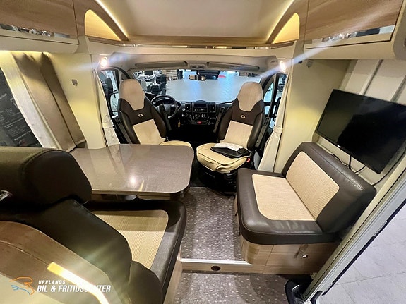 Adria Coral S 690 SC Axess Solpanel / Queenbed / 3500kg 6 of 14