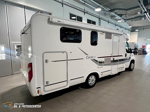 Adria Coral S 690 SC Axess Solpanel / Queenbed / 3500kg 2 of 14