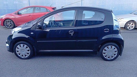 Peugeot 107 4 of 5