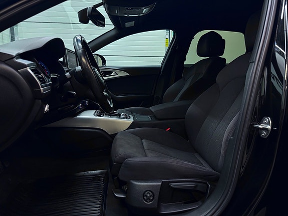 Audi A6 12 of 30