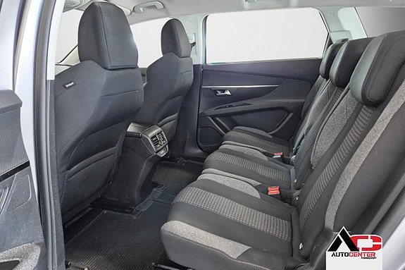 Peugeot 3008 13 of 24