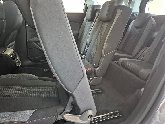 Peugeot 3008 9 of 24