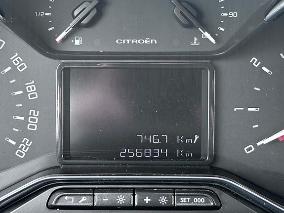 Citroen C3 13 of 16