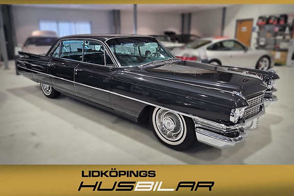 Cadillac Deville 3 of 22