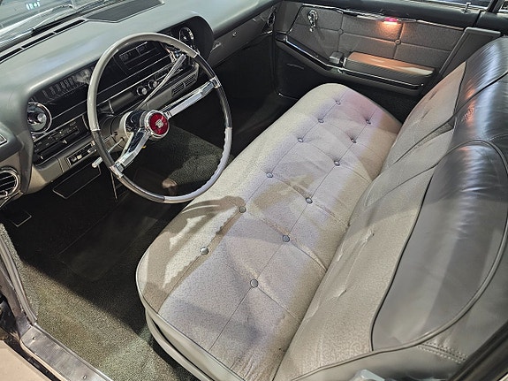 Cadillac Deville 9 of 22