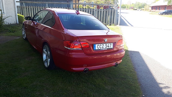 BMW 335i 3 of 6