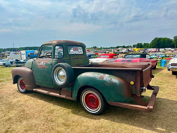 Chevrolet 3100 3 of 5