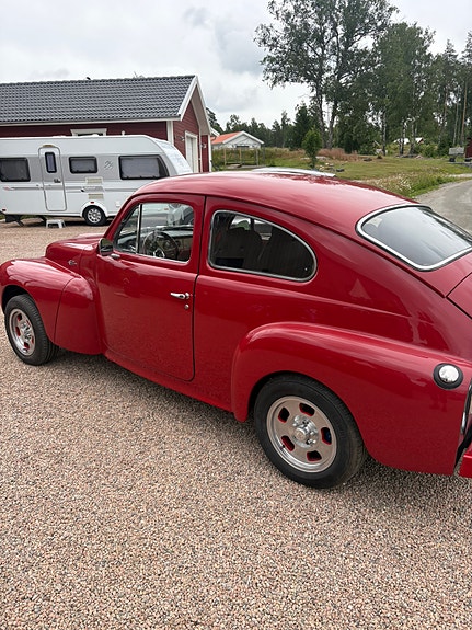Volvo PV 2 of 5