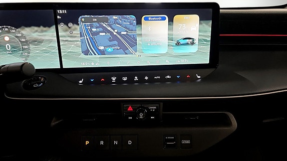 Nissan Leaf 12 of 18