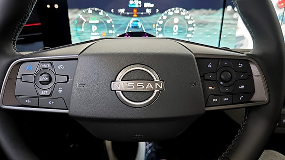 Nissan Leaf 16 of 18