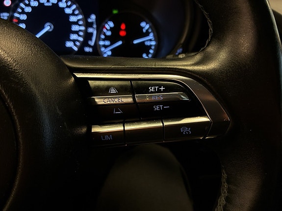 Mazda CX-30 23 of 25