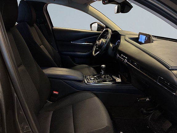 Mazda CX-30 10 of 25