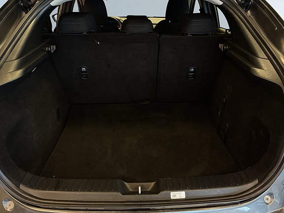 Mazda CX-30 12 of 25