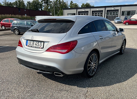 Mercedes-Benz CLA220 d 3 of 13