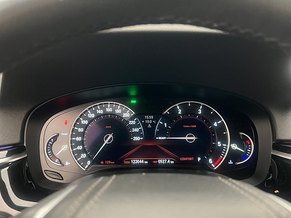 BMW 520d 25 of 30
