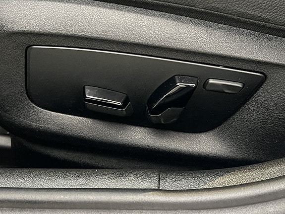 BMW 520d 25 of 30