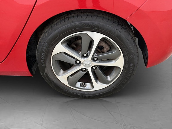 Hyundai i30 11 of 27