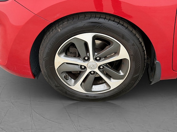 Hyundai i30 10 of 27