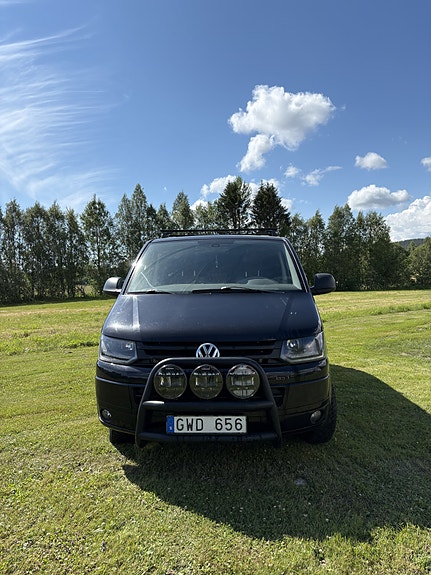 Volkswagen Transporter 2 of 5