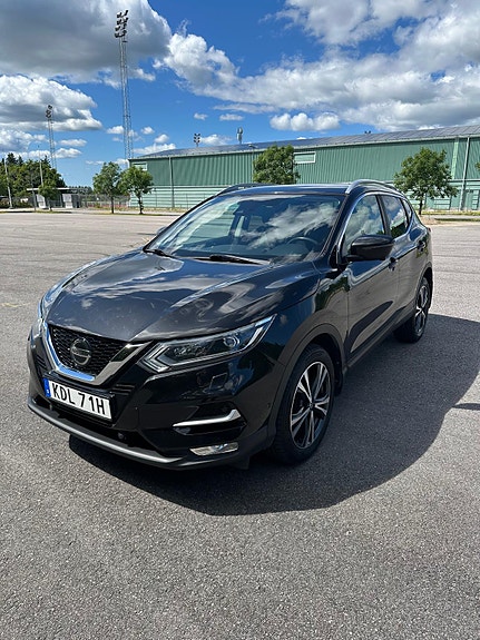 Nissan Qashqai 2 of 5