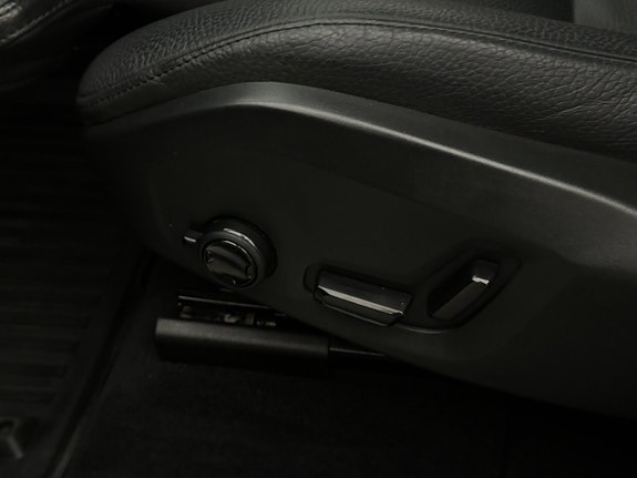 Volvo XC60 28 of 30