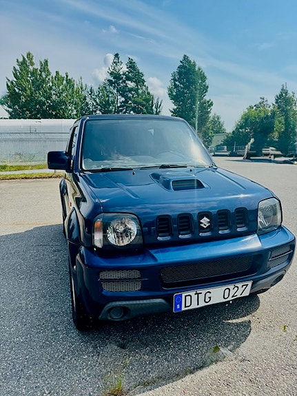 Suzuki Jimny 10 of 11