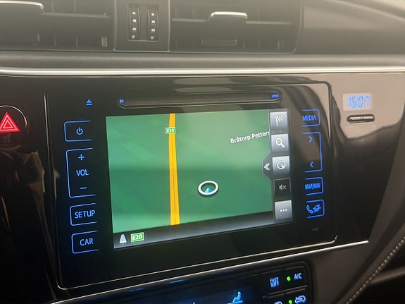 Toyota Auris 23 of 30
