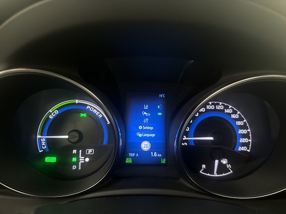 Toyota Auris 22 of 30