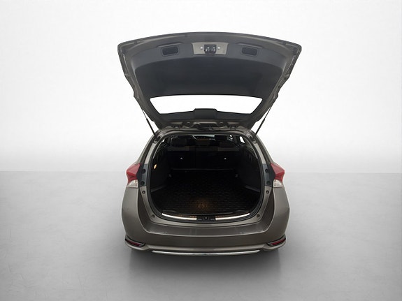 Toyota Auris 16 of 30