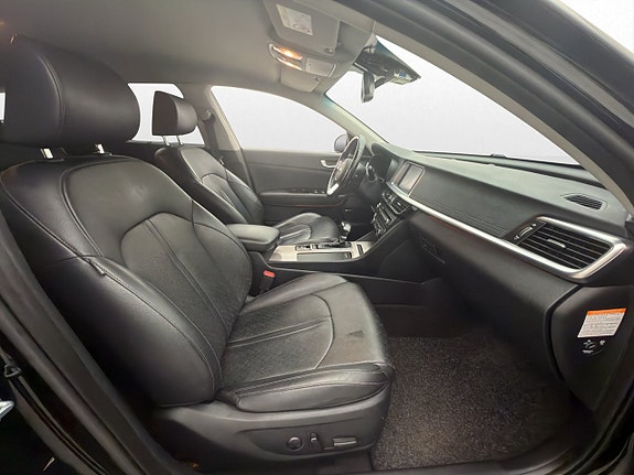 Kia Optima 14 of 30
