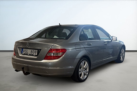 Mercedes-Benz C200 5 of 5