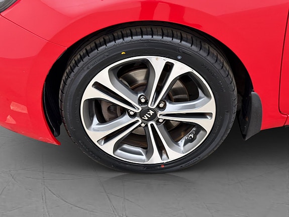 Kia Ceed 10 of 27