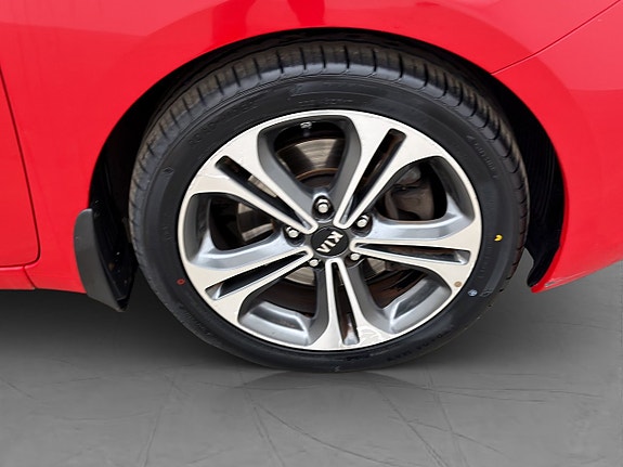 Kia Ceed 13 of 27