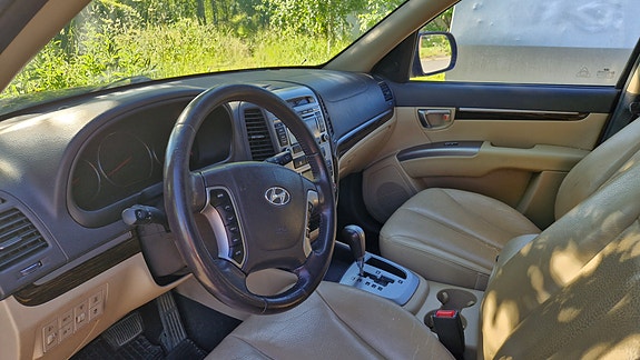 Hyundai Santa Fe 5 of 5