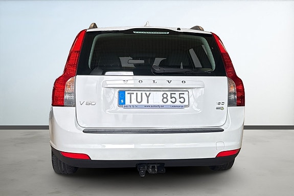 Volvo V50 4 of 5