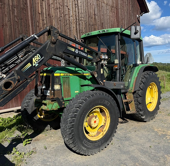 John Deere 6210 2 of 5