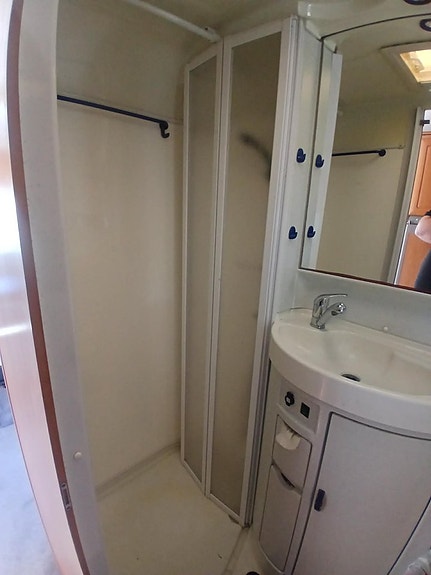 Hymer B694 Helintegrerad Boggi 11 of 14