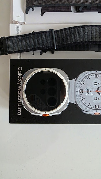 Samsung Galaxy Watch Ultra 47mm LTE + 4 armband image 2