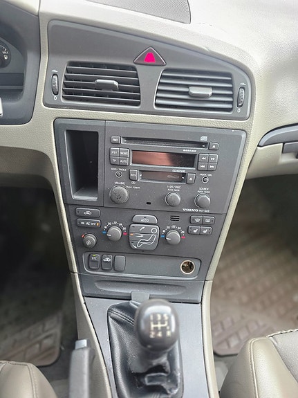 Volvo V70 18 of 20