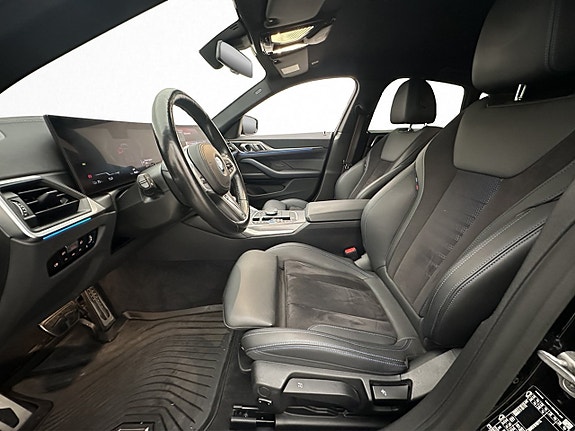 BMW i4 10 of 29