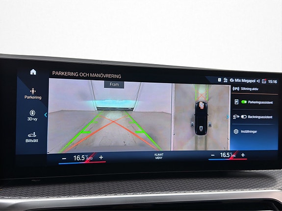 BMW i4 24 of 29