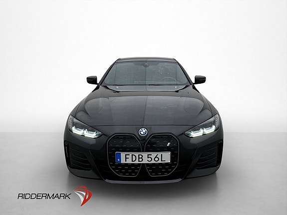 BMW i4 2 of 29