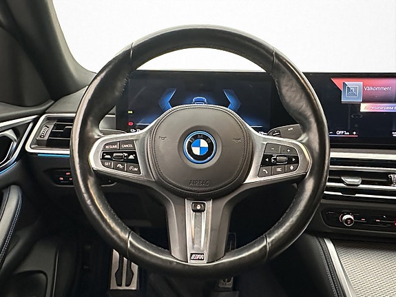 BMW i4 12 of 29