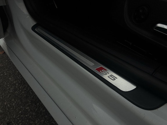 Audi S5 18 of 24