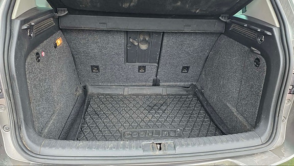 Volkswagen Tiguan 6 of 6