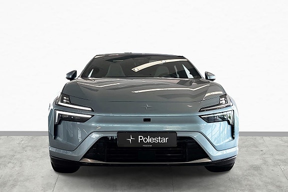 Polestar 4 3 of 6