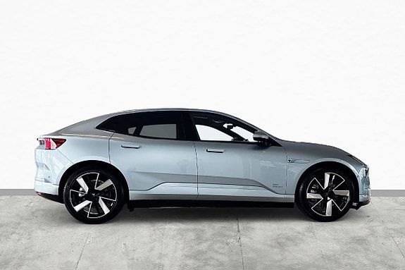 Polestar 4 4 of 6
