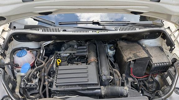 Volkswagen Caddy Maxi 3 of 10