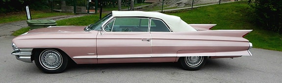 Cadillac Series 62 2 of 13